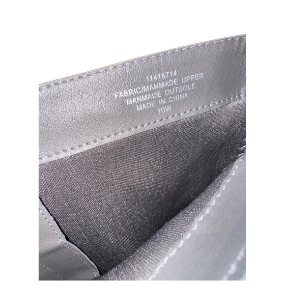 Torrid Women's Buckle Knee-High Boots grey 10 Wide Calf - Picture 4 of 4